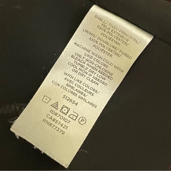 LOFT Black and White Sleeveless Tank Top - Picture 5 of 7